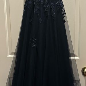 Navy stunning dress (JJ)